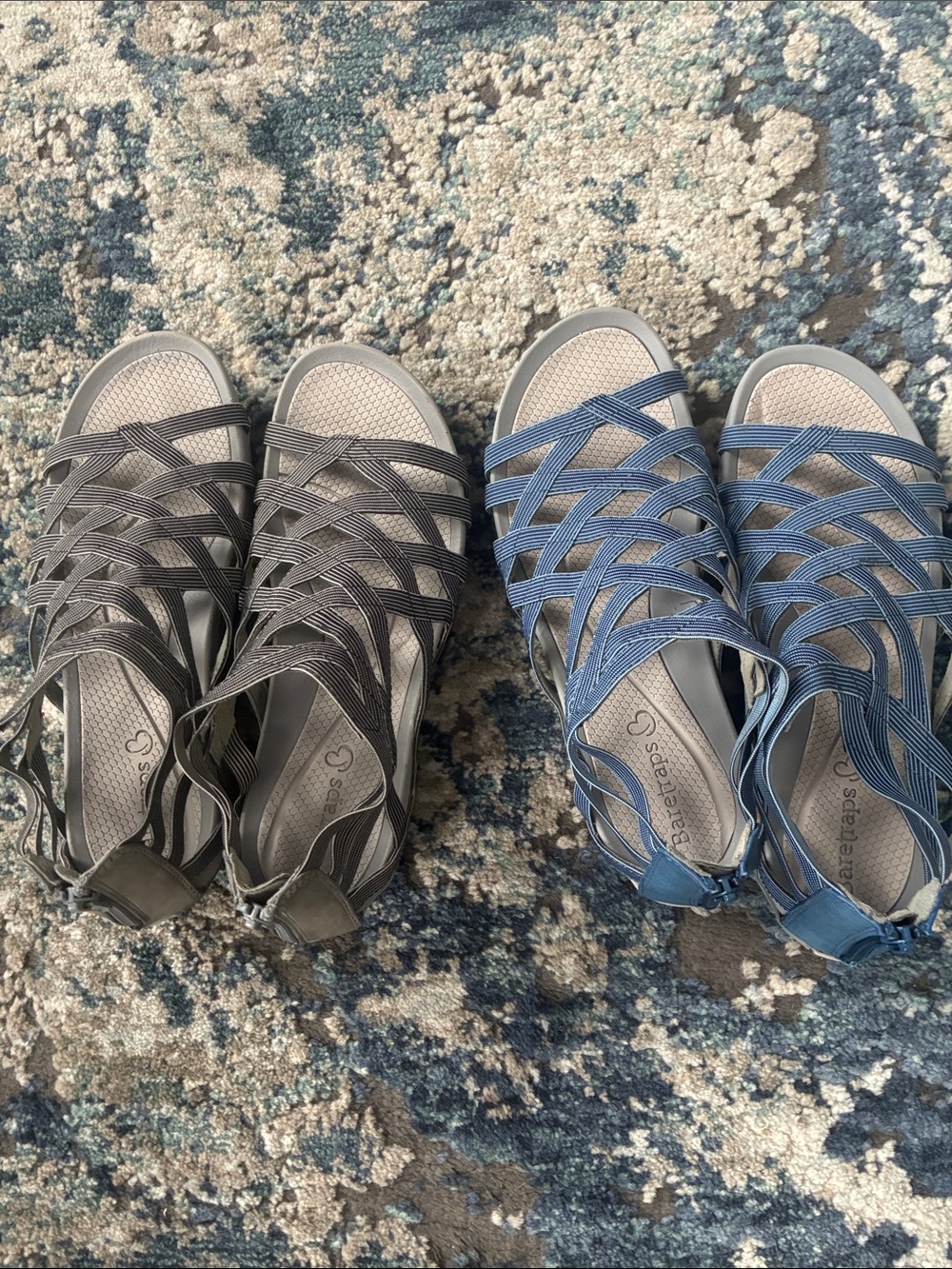 Baretraps Women’s Strappy Elastic Sandals — Gray and Blue size 8.5